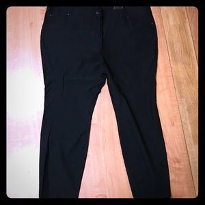 Avenue women size 26 butter black jeans NWT